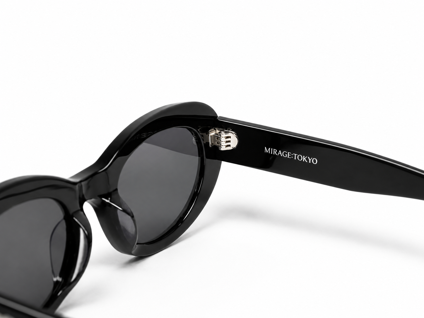 not moon(black)